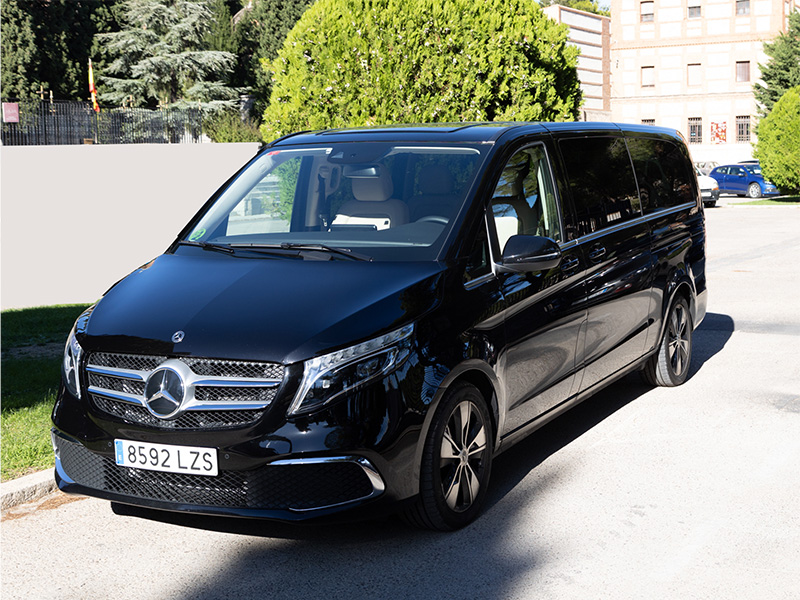 pdm-mercedes-clase-v-negra-01 Personal Drivers Madrid - Chauffeur Services - Mercedes Clase V